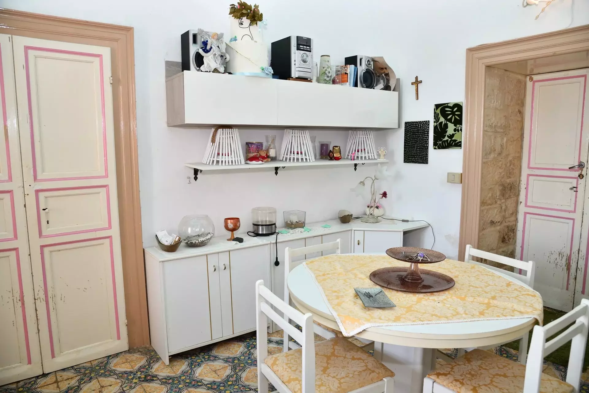 Historic Sicilian Estate for Sale Near Modica – Villa, Farm Buildings, and 45 Hectares